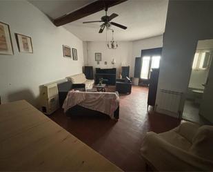 Sala d'estar de Casa adosada en venda en Morés amb Terrassa i Balcó