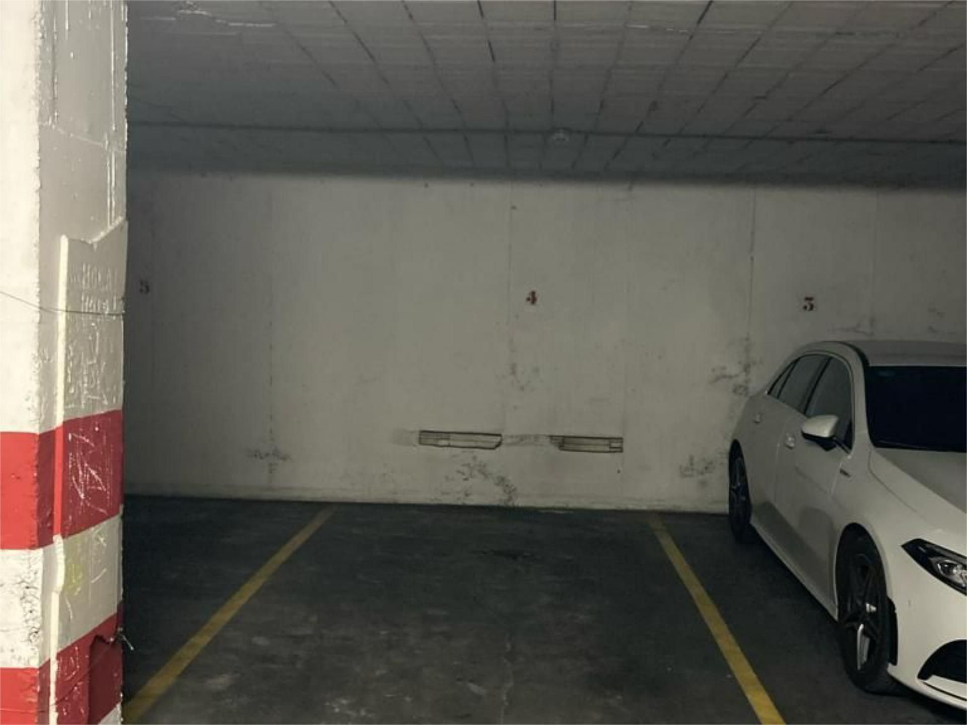 Garage to rent in Avenida Palma de Mallorca, 21, El Bajondillo