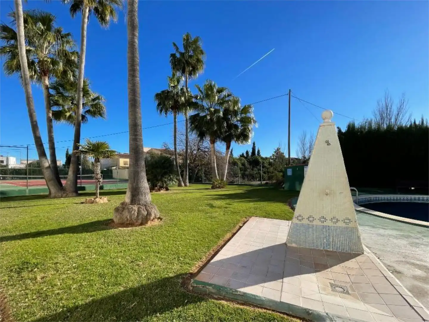 Apartamento en venta en Carrer del Camí de l'Atall, 78, Alcossebre Vista exterior de Apartamento en venta en Alcalà de Xivert con Calefacción, Jardín privado y Terraza