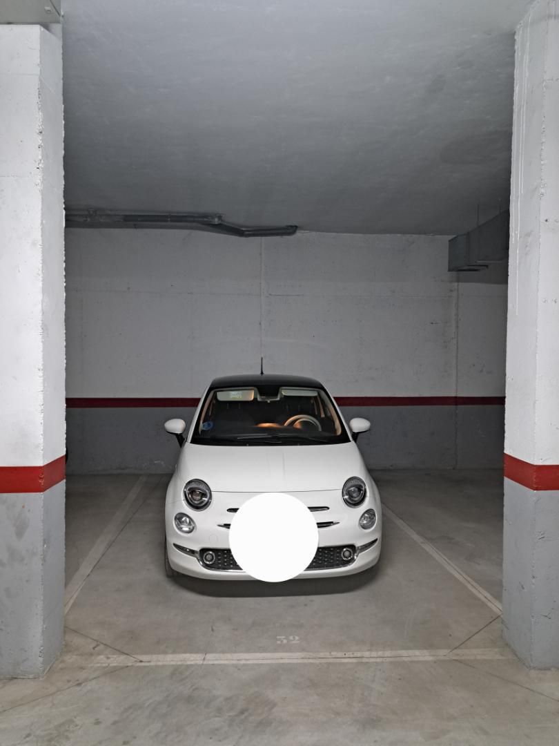 Parking of Garage for sale in Yuncler