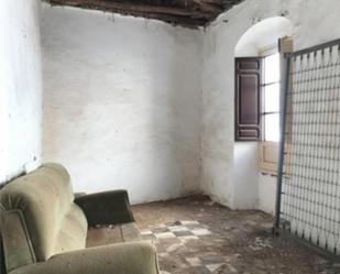 Sala d'estar de Casa adosada en venda en El Pedroso