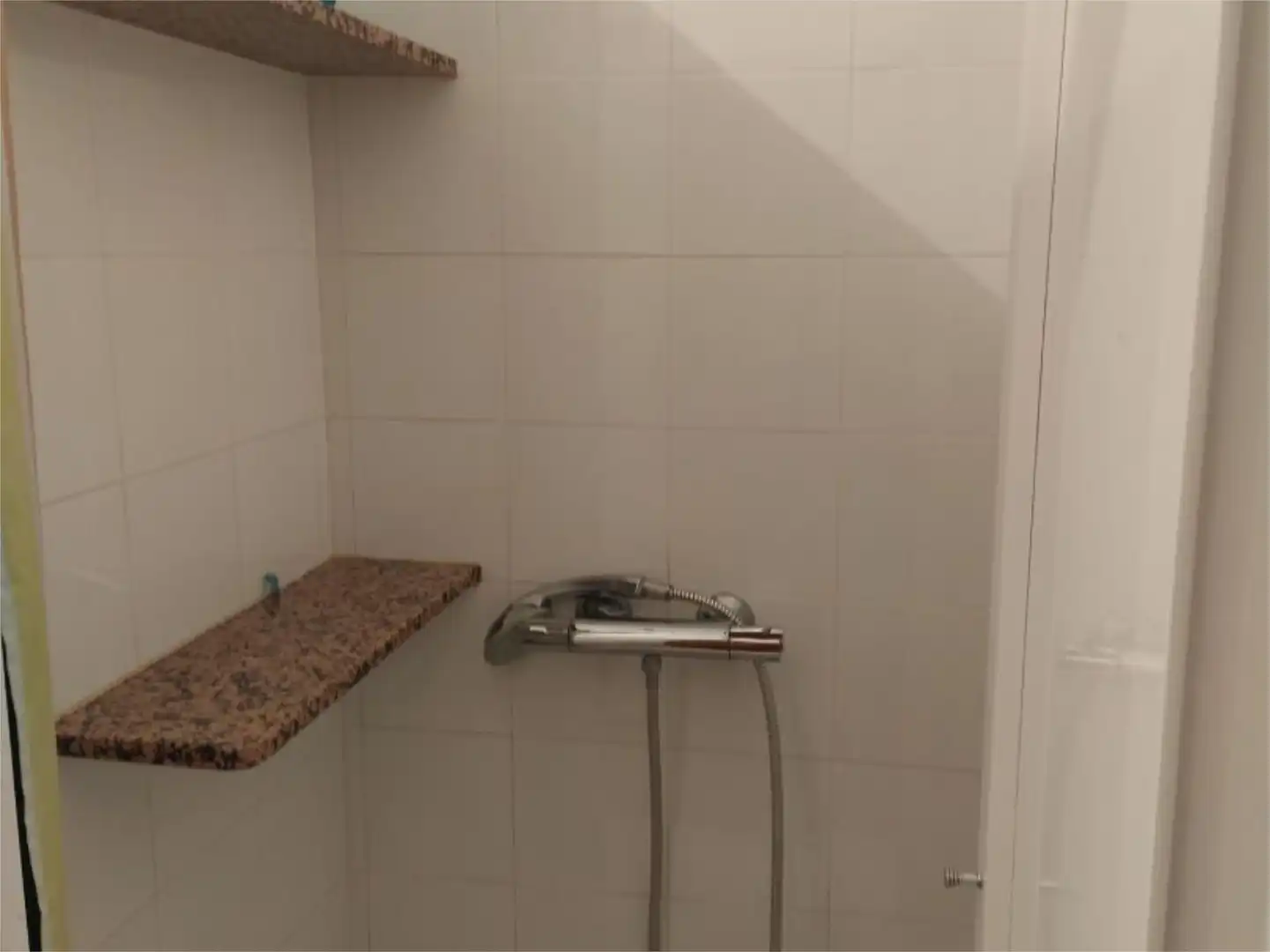 Bany de Pis en venda en Higuera de Llerena amb Calefacció, Jardí privat i Moblat