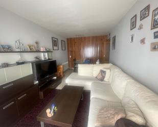 Living room of Flat for sale in  Zaragoza Capital  with Air Conditioner, Terrace and Balcony