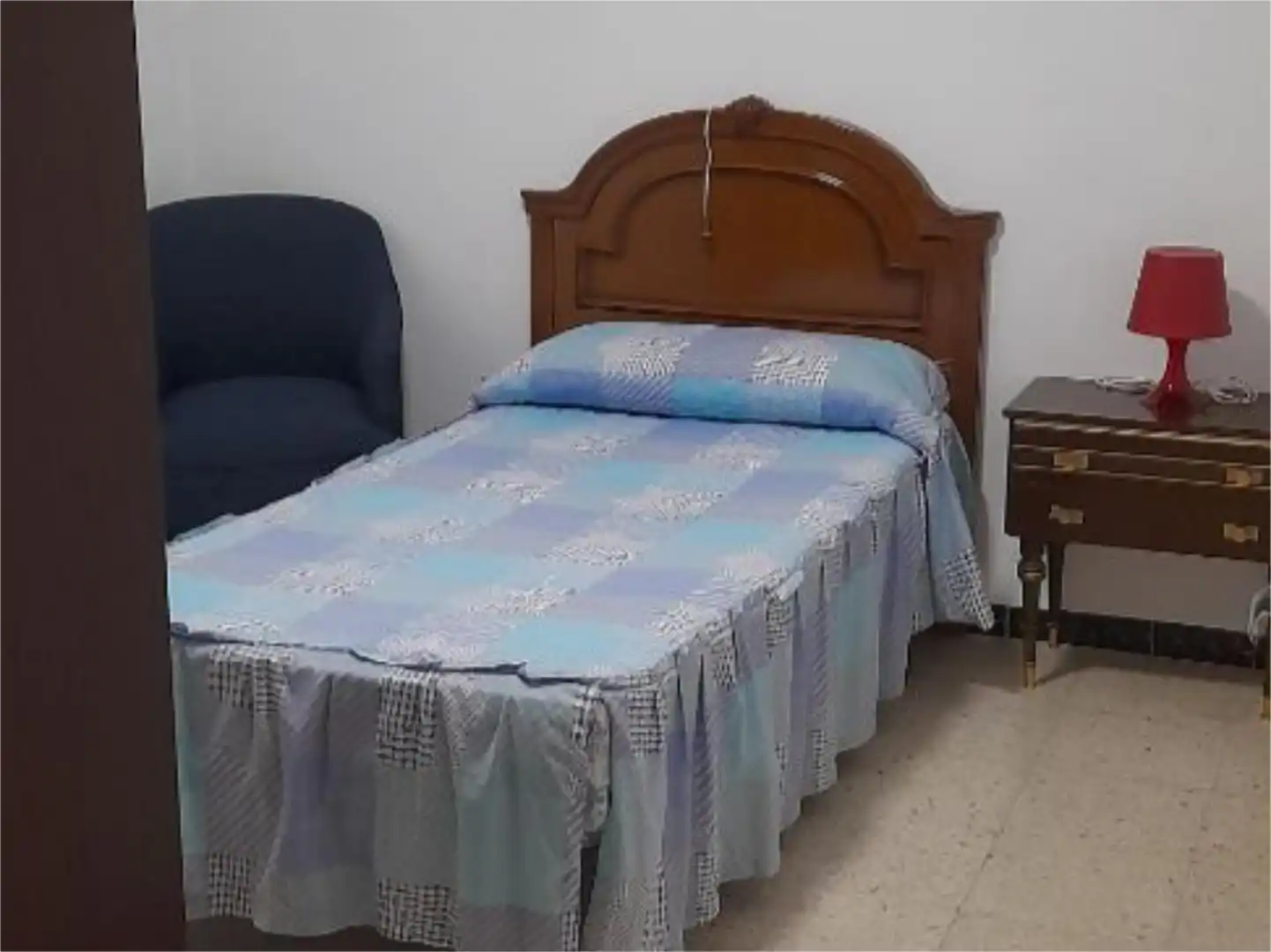 Dormitori de Casa adosada en venda en Cilleros amb Terrassa, Moblat i Balcó