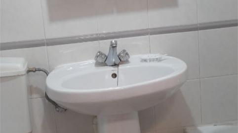 Foto 5 de Casa adosada en venta en Calle Hernán Cortés, 17, Cilleros, Cáceres