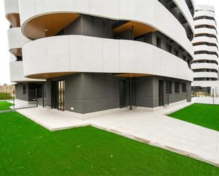 Exterior view of Planta baja to rent in  Madrid Capital  with Air Conditioner, Terrace and Balcony