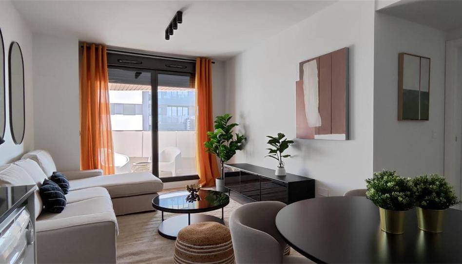 Photo 1 from new construction home in Flat to rent in Calle María Pita, 14, El Cañaveral, Madrid