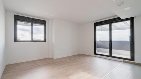 Photo 3 from new construction home in Flat to rent in Calle María Pita, 14, El Cañaveral, Madrid