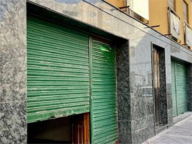 Local comercial en Alquiler en Carrer Germans López Santo, 4 en Ciutat Jardí - Torreta Verdí