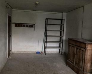 Box room to rent in Usurbil
