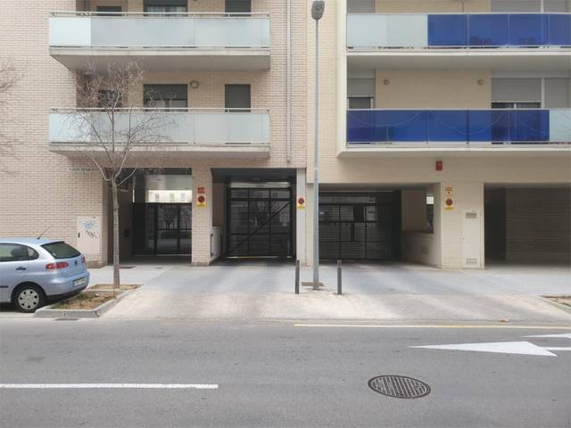 Garaje en Alquiler en Calle Puente de Rialto, 5 en Parque Venecia