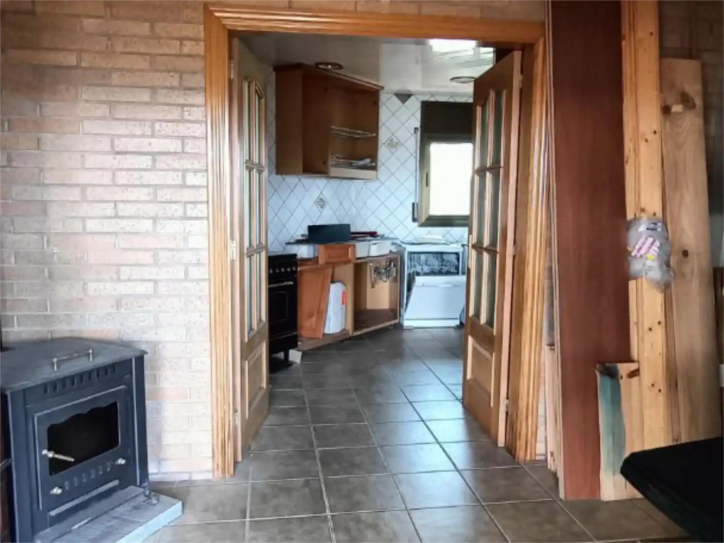 Houses for sale in Carrer Puig Vicenç, 26, Torrelles de Llobregat Kitchen of Houses for sale in Torrelles de Llobregat with Terrace and Balcony