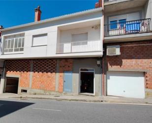 Vista exterior de Casa o xalet en venda en Rianxo amb Terrassa i Balcó