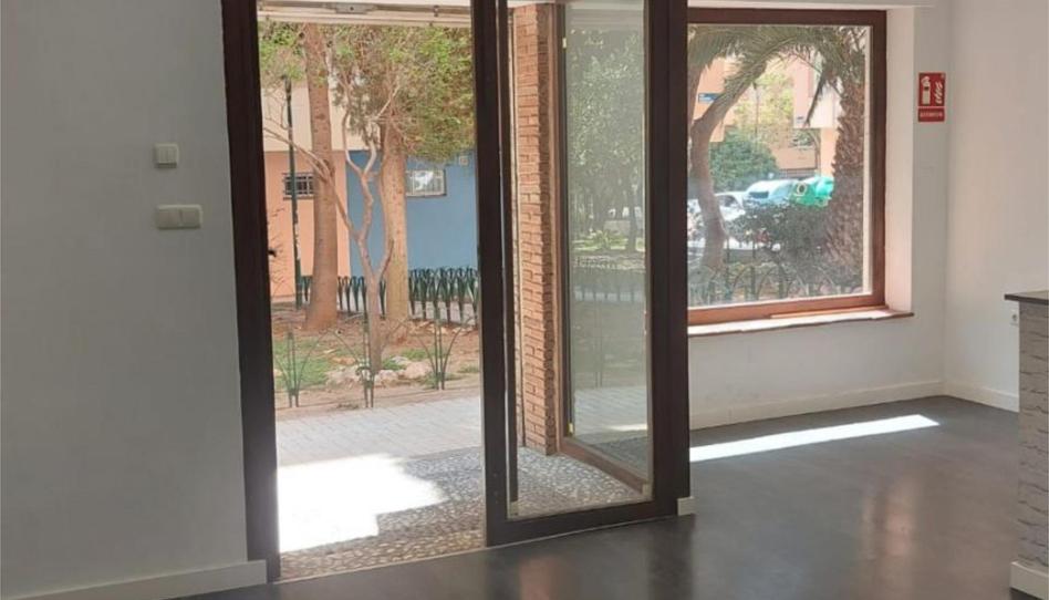 Premises for sale in Calle Escritora Luciana Narváez, 4, Martiricos - La Roca - La Rosaleda, Málaga - image 1 Photo 1 of Premises for sale in Calle Escritora Luciana Narváez, 4, Martiricos - La Roca - La Rosaleda, Málaga