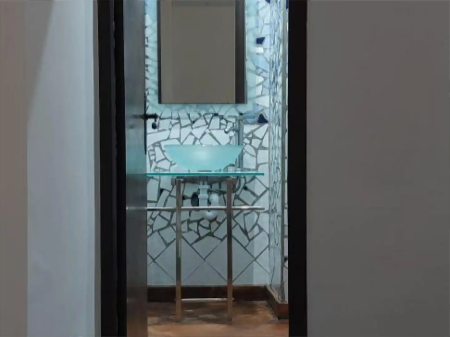 Local en venta en Calle Escritora Luciana Narváez, 4, Martiricos - La Roca - La Rosaleda Baño de Local en venta en Málaga con Aire acondicionado y Parquet