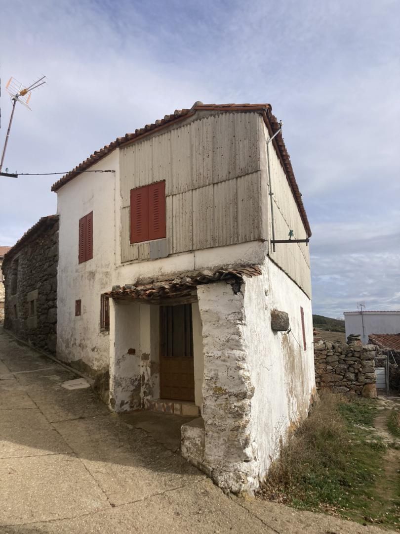 Vista exterior de Casa o xalet de lloguer en Santiago del Tormes