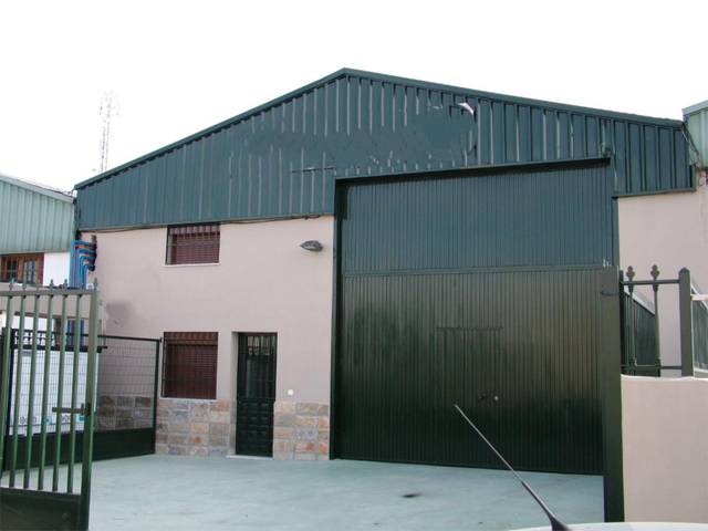 Local comercial en Venta en Calle Guaduares, 7 en El Fuerte - La Dehesa