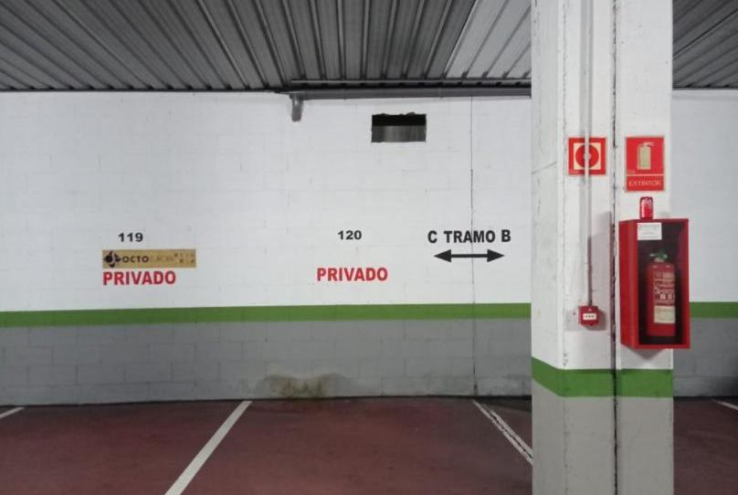 Foto 1 de Garatge en venda a Avenida de Pedro Barrié de la Maza, 10, Monte Alto - Zalaeta - Atocha, A Coruña