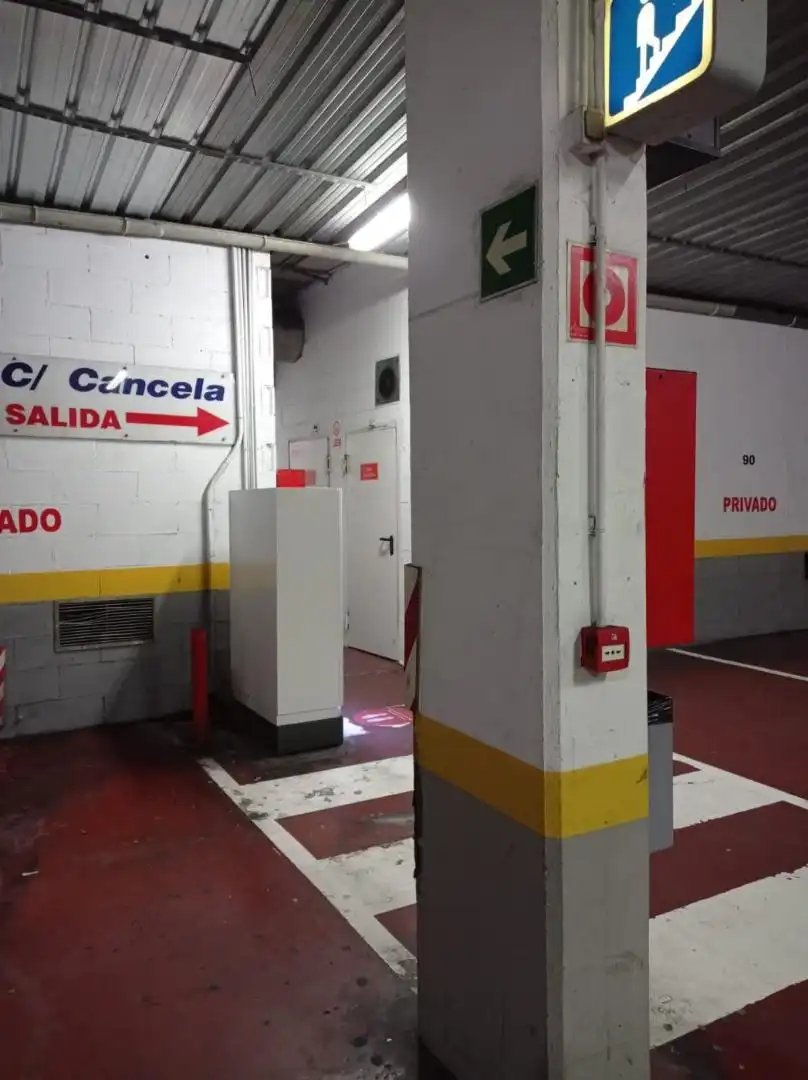 Garatge en venda a Avenida de Pedro Barrié de la Maza, 10, Monte Alto - Zalaeta - Atocha Garatge en venda en A Coruña Capital
