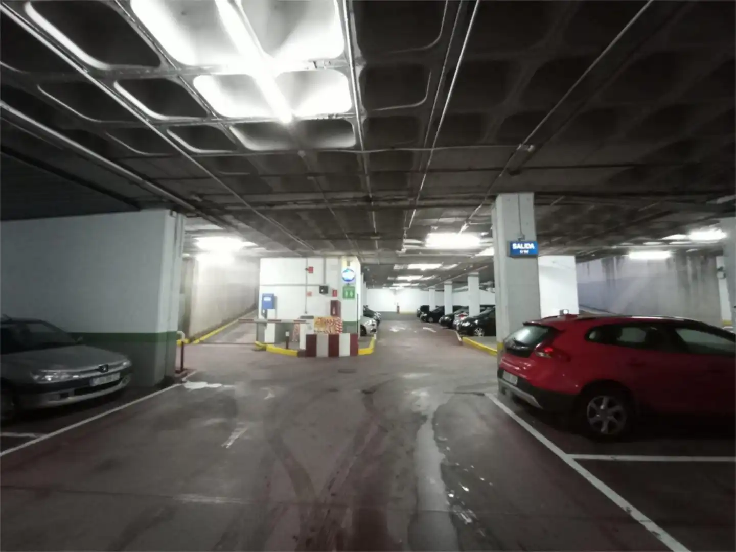 Garatge en venda a Avenida de Pedro Barrié de la Maza, 10, Monte Alto - Zalaeta - Atocha Aparcament de Garatge en venda en A Coruña Capital