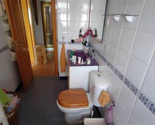 Bathroom of Flat to rent in  Sevilla Capital  with Air Conditioner