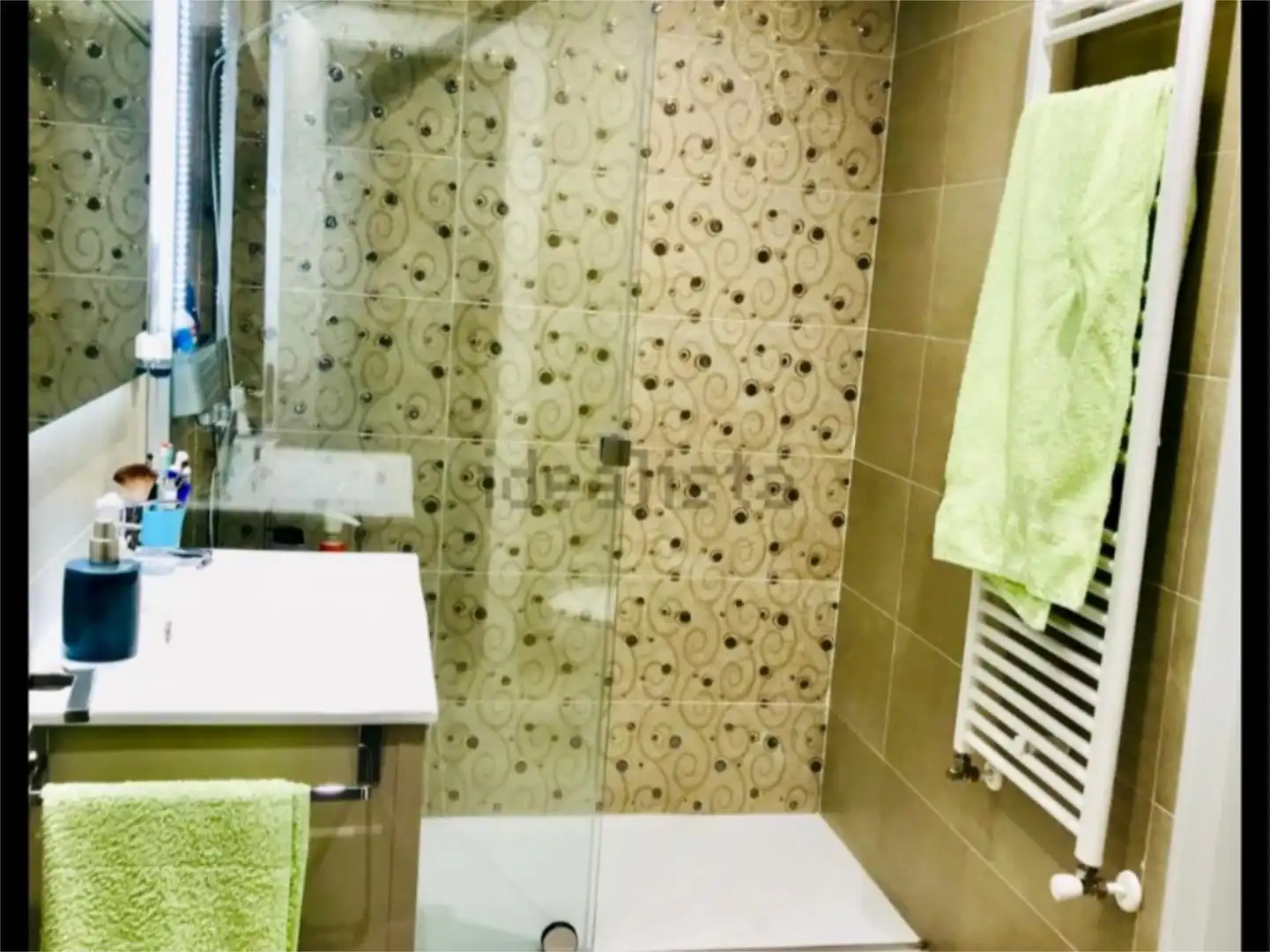 Baño de Piso en venta en León Capital  con Calefacción, Parquet y Terraza