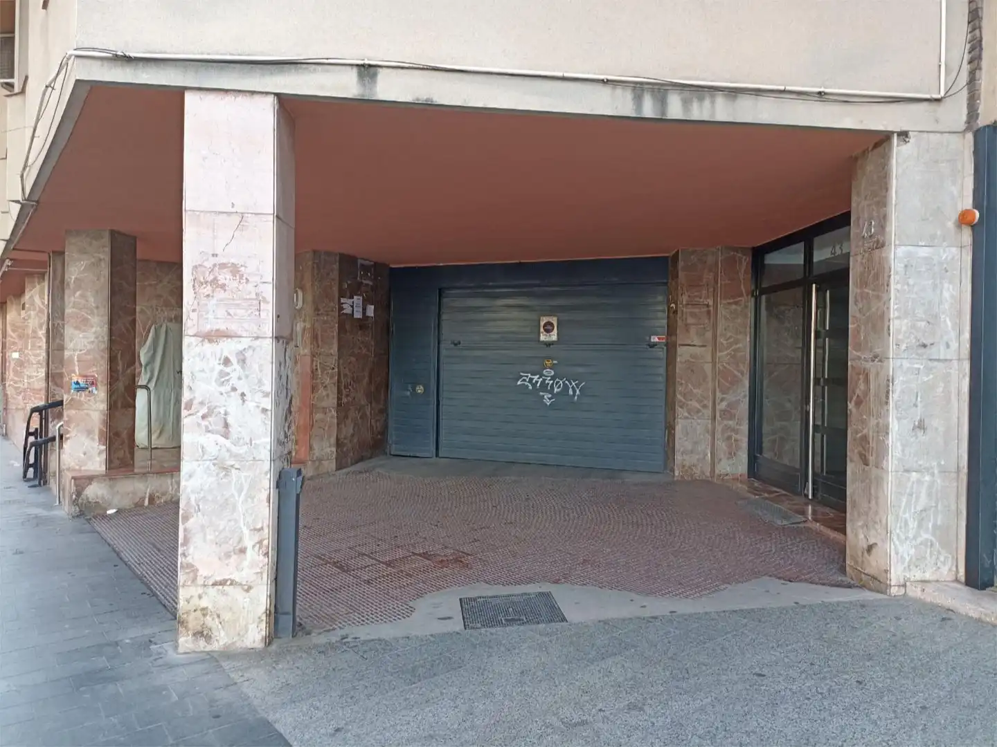 Aparcament de Garatge en venda en Sant Boi de Llobregat