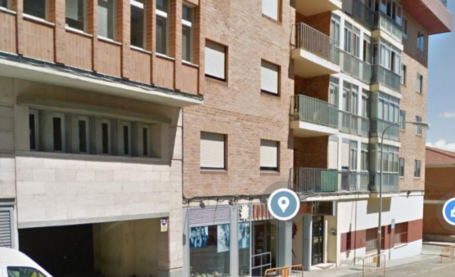 Photo 1 of Garage for sale in Calle Santa Teresa de Jesús, 9, Polideportivos Asperon - Mariano Vicen, Soria