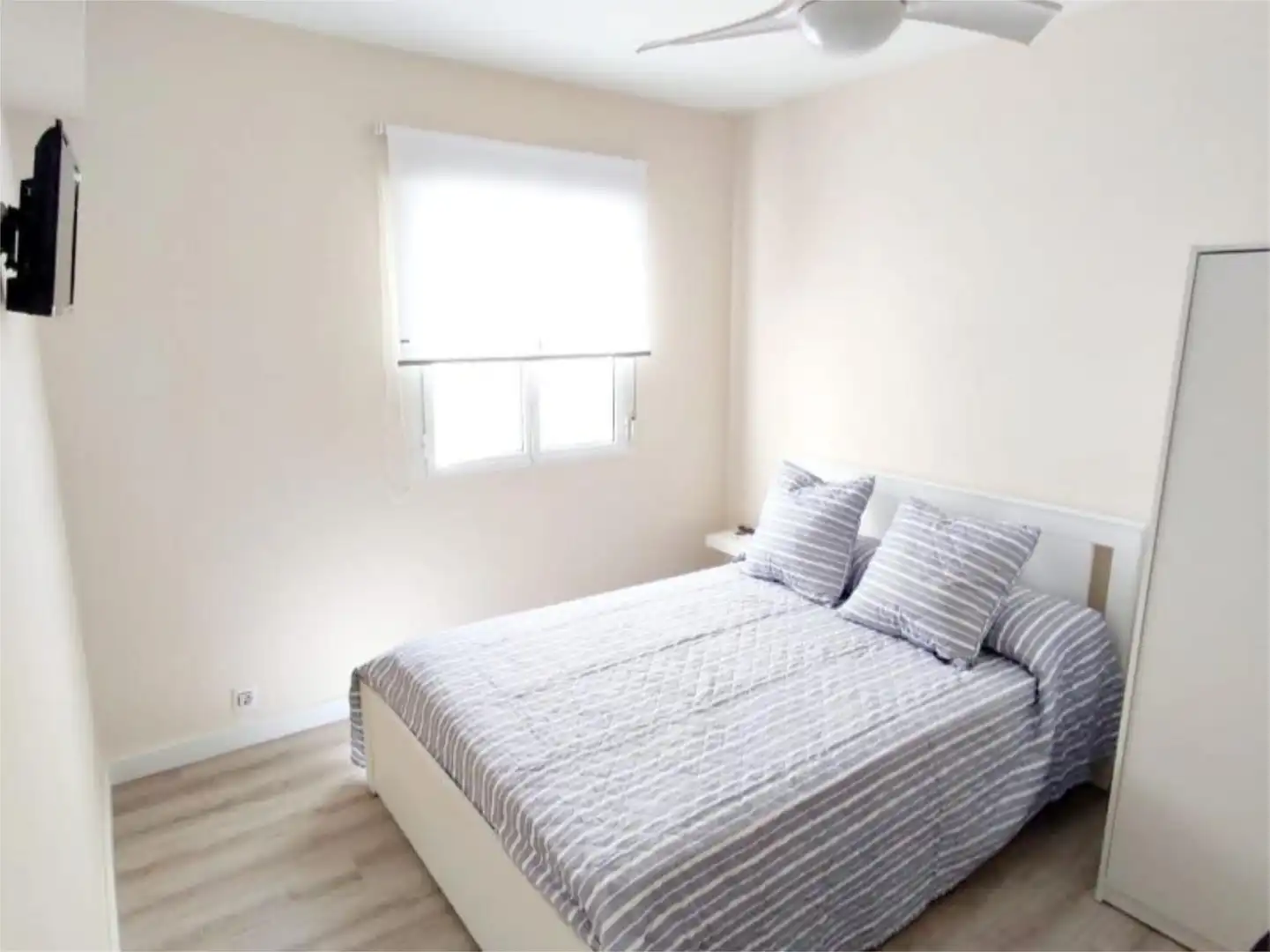 Habitación en Calle Infanta Doña María, 54, Ciudad Jardín - Zoco Habitación de Piso para compartir en Córdoba con Aire acondicionado, Calefacción y Parquet