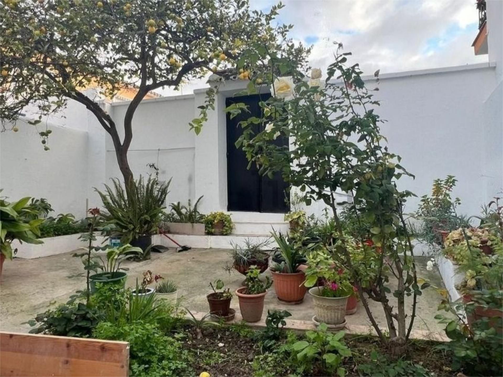 Jardí de Casa adosada en venda en Manilva amb Terrassa i Balcó