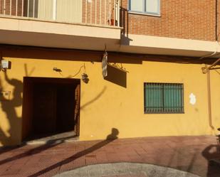 Exterior view of Planta baja for sale in Jarandilla de la Vera