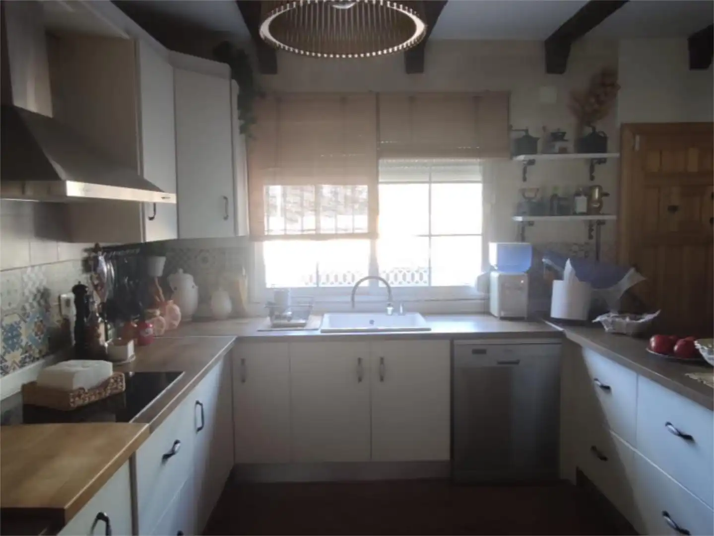 Casa o xalet en venda a Diseminado Huertos San Roque, 7, San Roque - La Cruz - La Rozuela Cuina de Casa o xalet en venda en Linares amb Aire condicionat, Terrassa i Piscina