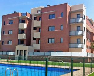 Exterior view of Flat for sale in Ciudad Real Capital  with Air Conditioner, Terrace and Swimming Pool