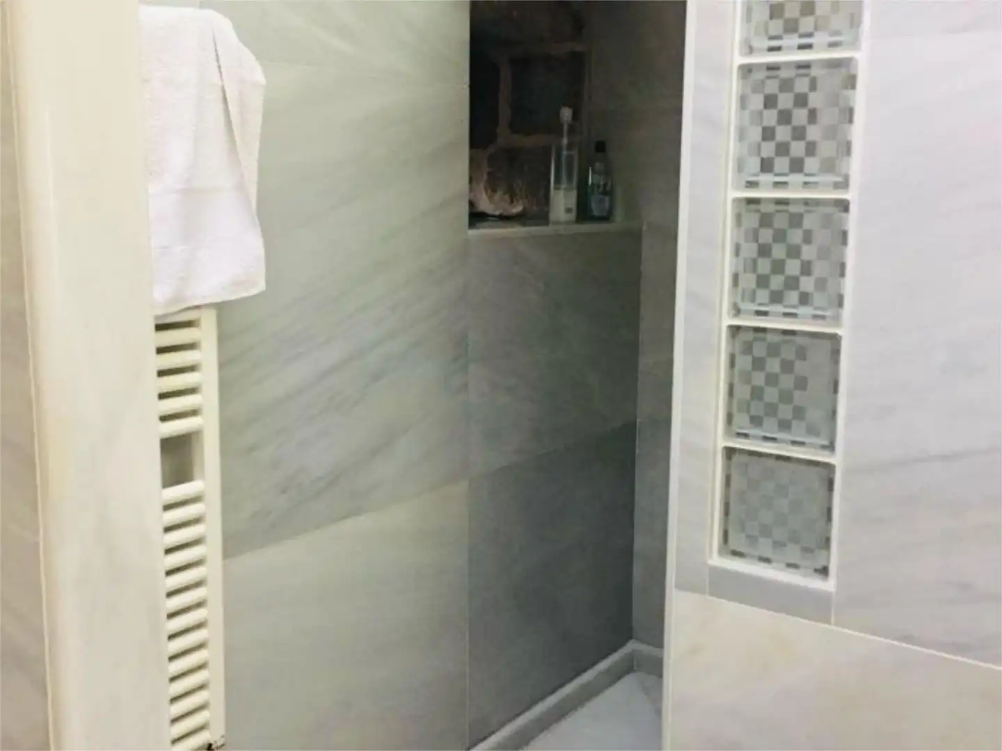 Houses for sale in Lugar Outeiro, Meis Bathroom of Houses for sale in Meis with Heating, Private garden and Swimming Pool