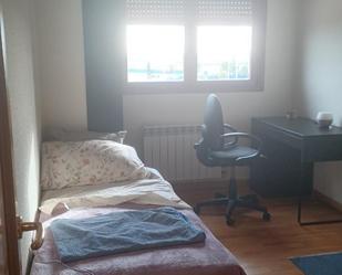 Bedroom of Flat to share in Seseña  with Heating, Private garden and Parquet flooring