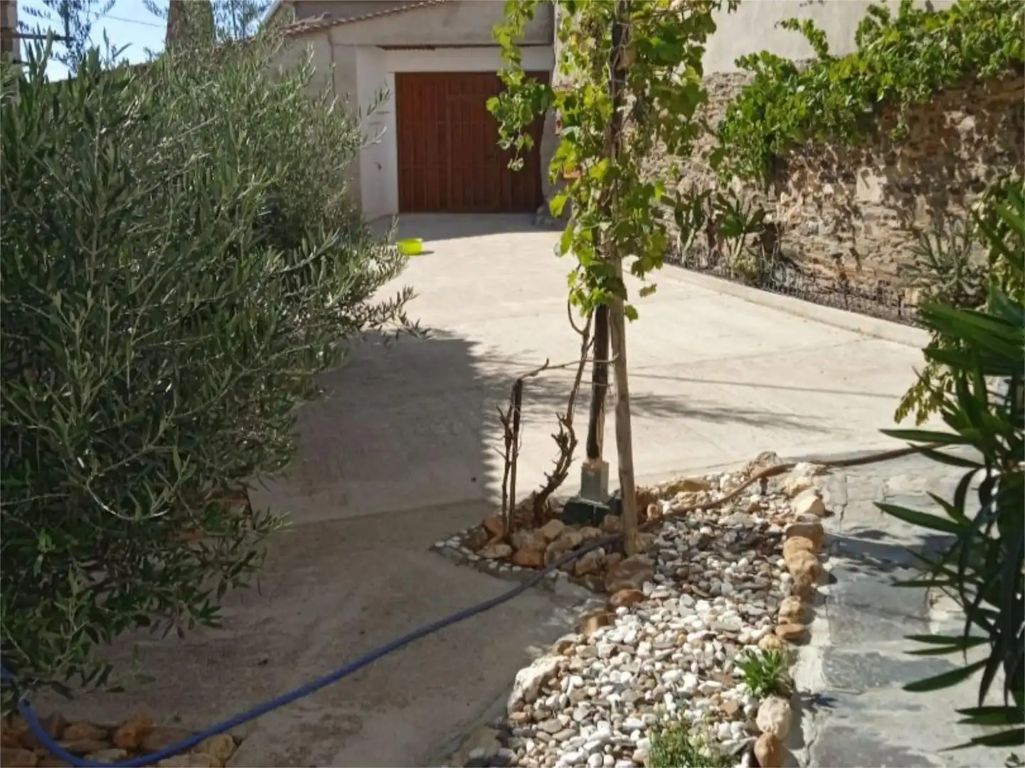 Wohnung zum Verkauf in Calle Fuente, 52, Carbajales de Alba Außenansicht von Wohnung zum Verkauf in Carbajales de Alba mit Heizung, Privatgarten und Terrasse