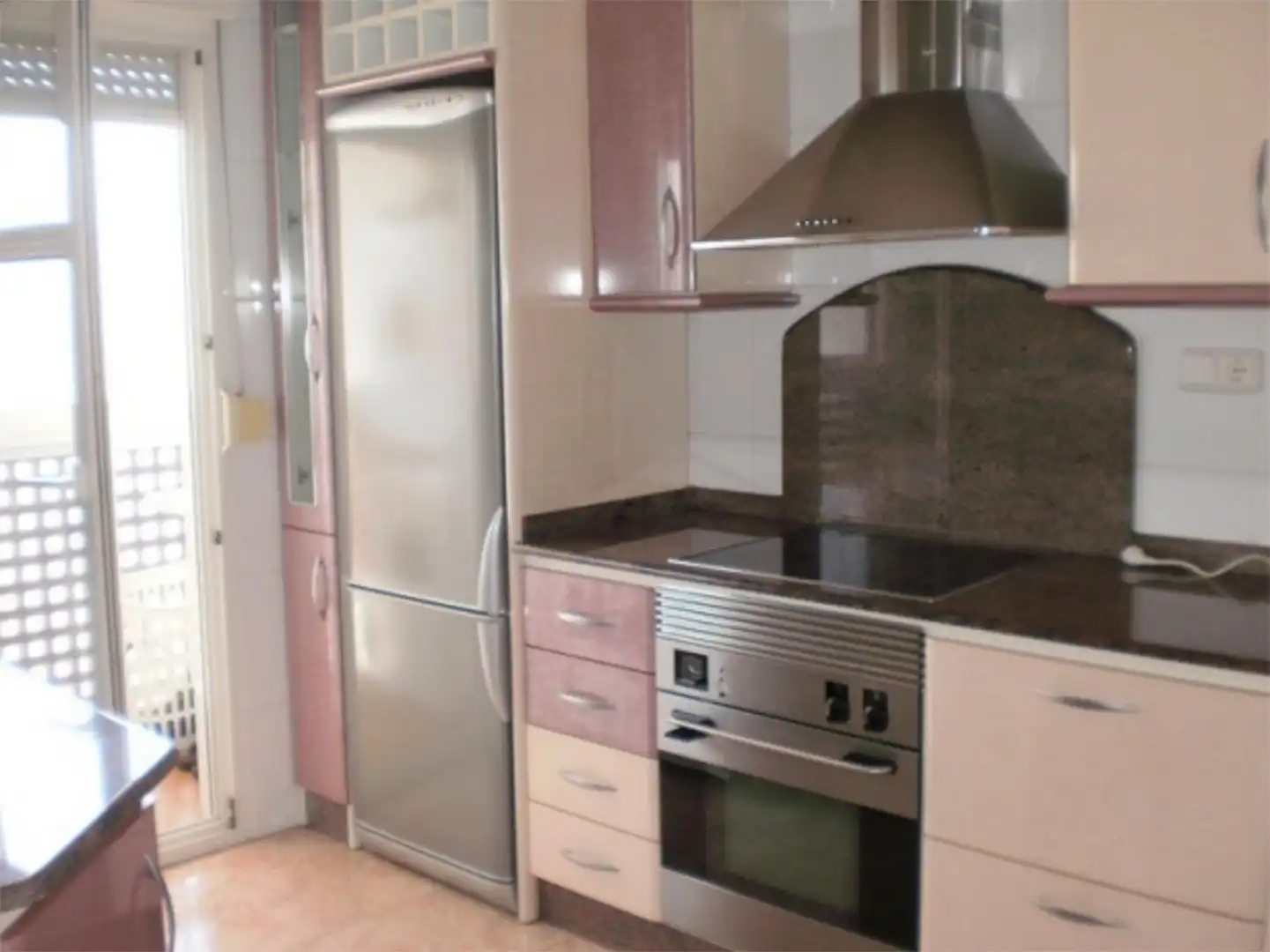 Küche von Wohnung zur untervermieten in Murcia mit Klimaanlage, Heizung und Terrasse