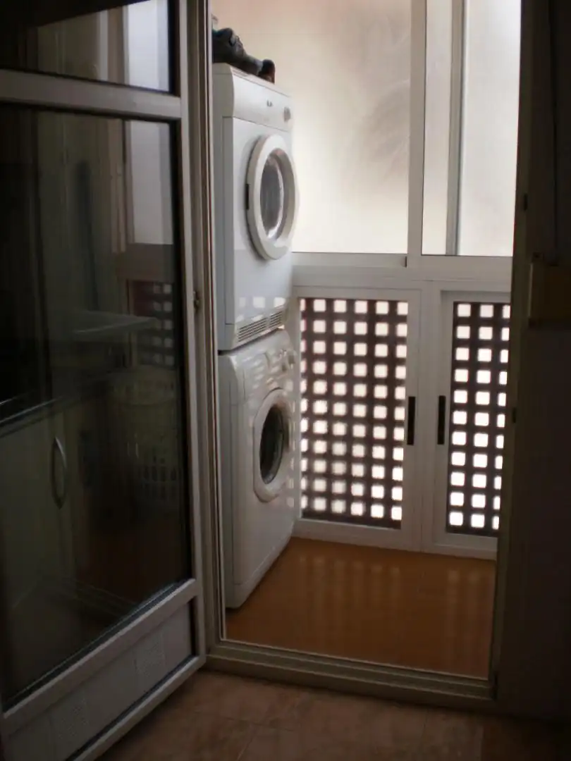 Schlafzimmer von Wohnung zur untervermieten in Murcia mit Klimaanlage, Heizung und Terrasse