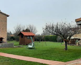 Jardí de Casa o xalet en venda en Grijota