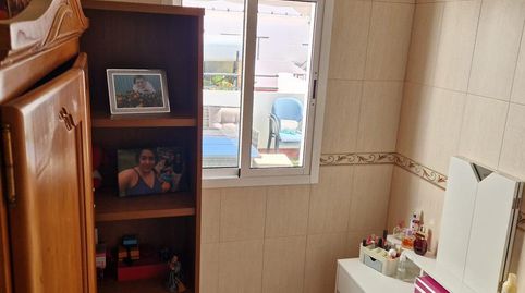 Foto 3 de Casa adosada en venta en Calle Tulipán, 11, Lepe, Huelva