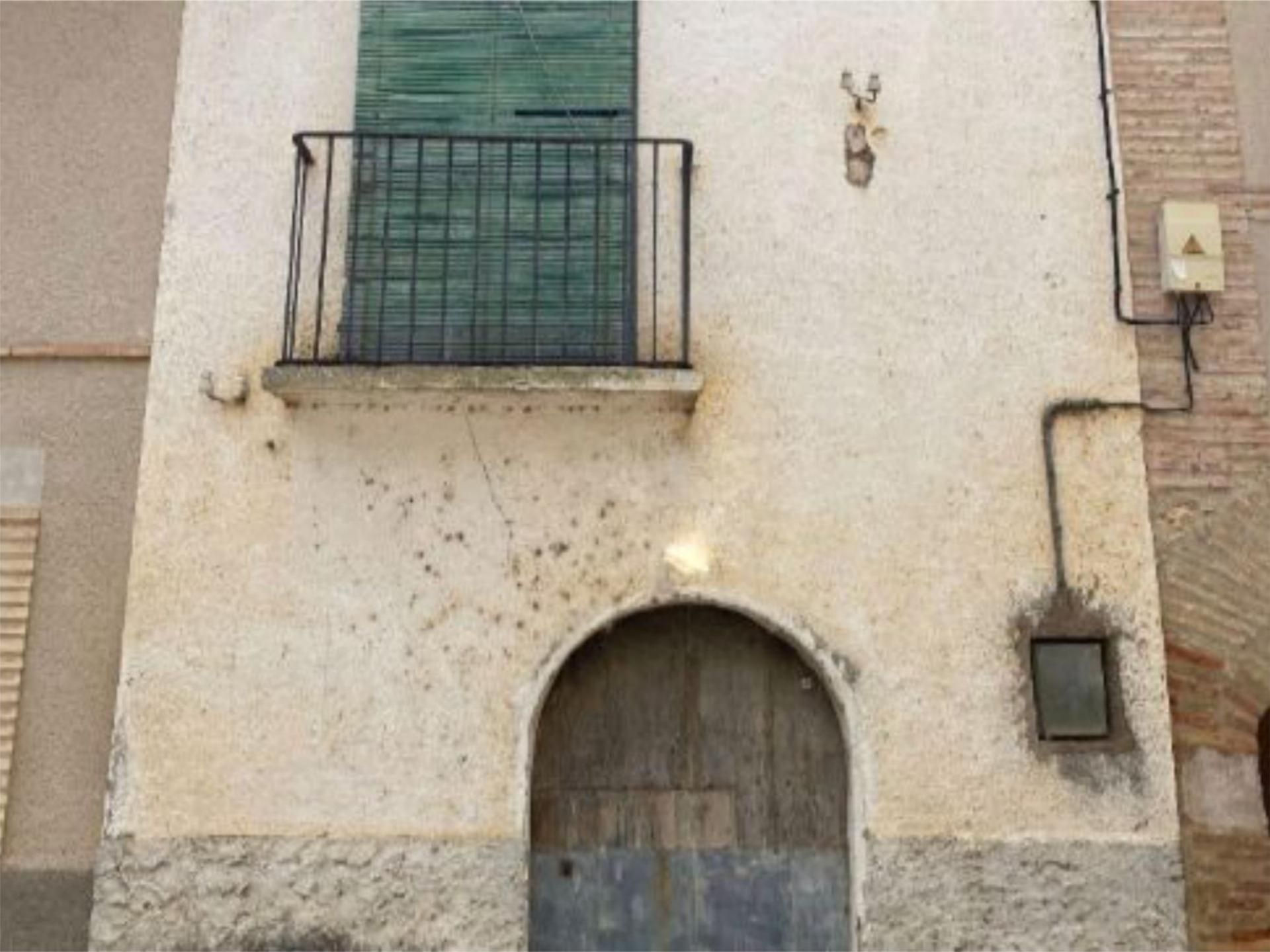 Vista exterior de Casa adosada en venda en Lascellas-Ponzano amb Calefacció i Balcó