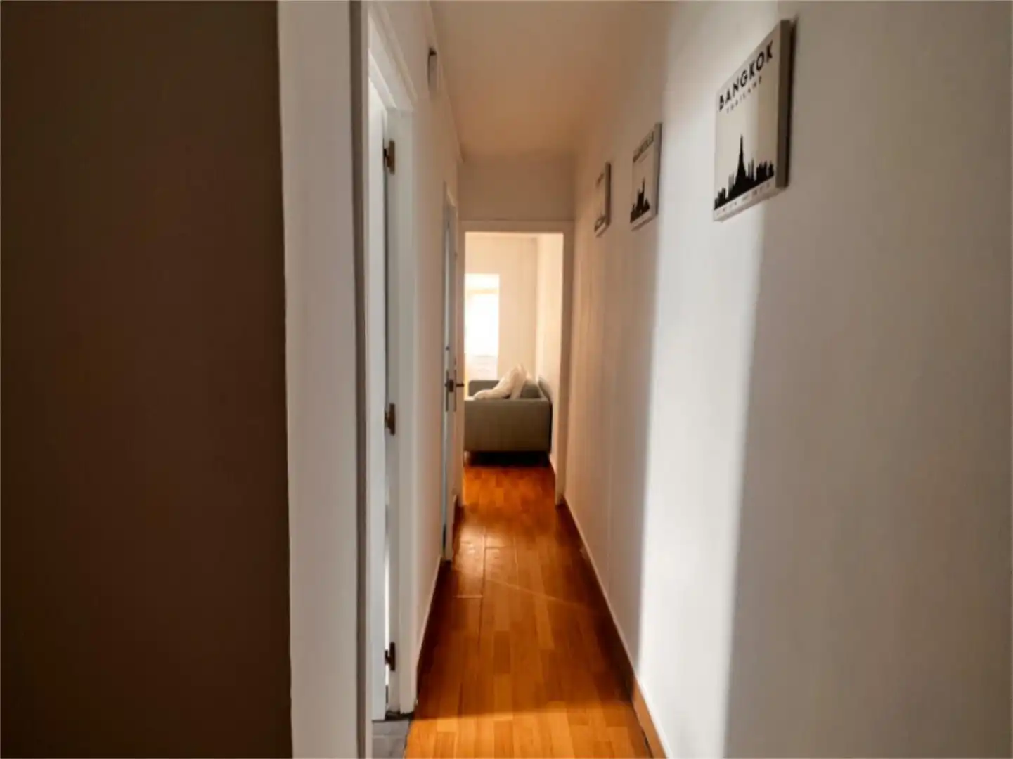 Room in Carrer Horitzontal, 19, Porta Flat for share in Barcelona with Heating, Parquet flooring and Furnished