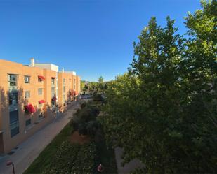 Vista exterior de Pis en venda en Ciudad Real Capital amb Aire condicionat, Terrassa i Balcó