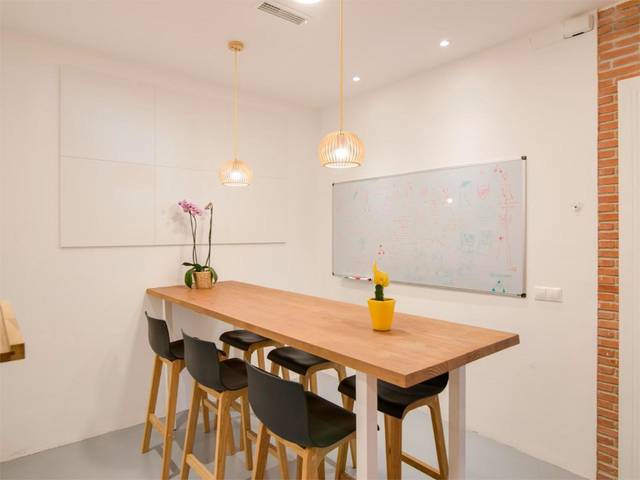 Oficina en Alquiler en Calle Skandia, 6 en Los Boliches