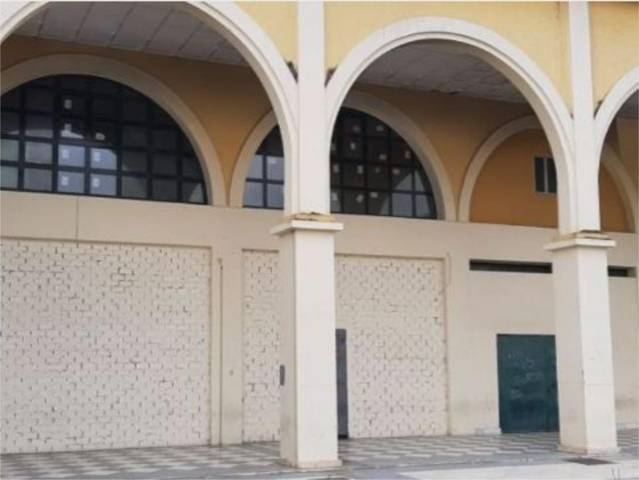 Local comercial en Alquiler en Calle Nápoles, 37 en Chapín - Campus Universitario - Navinco