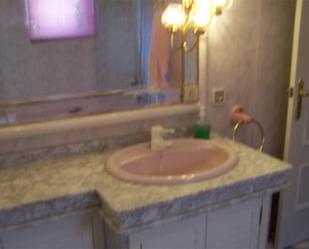 Bathroom of Flat for sale in Gibraleón  with Air Conditioner and Balcony