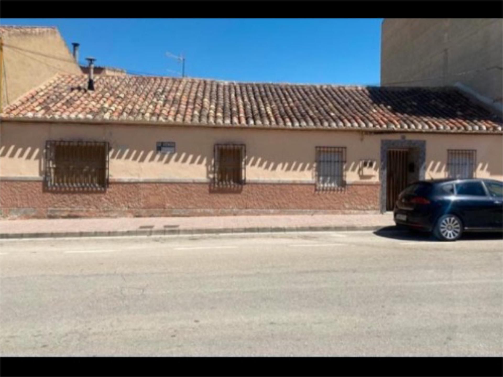 Vista exterior de Casa o xalet en venda en Pozo Cañada amb Calefacció, Traster i Moblat