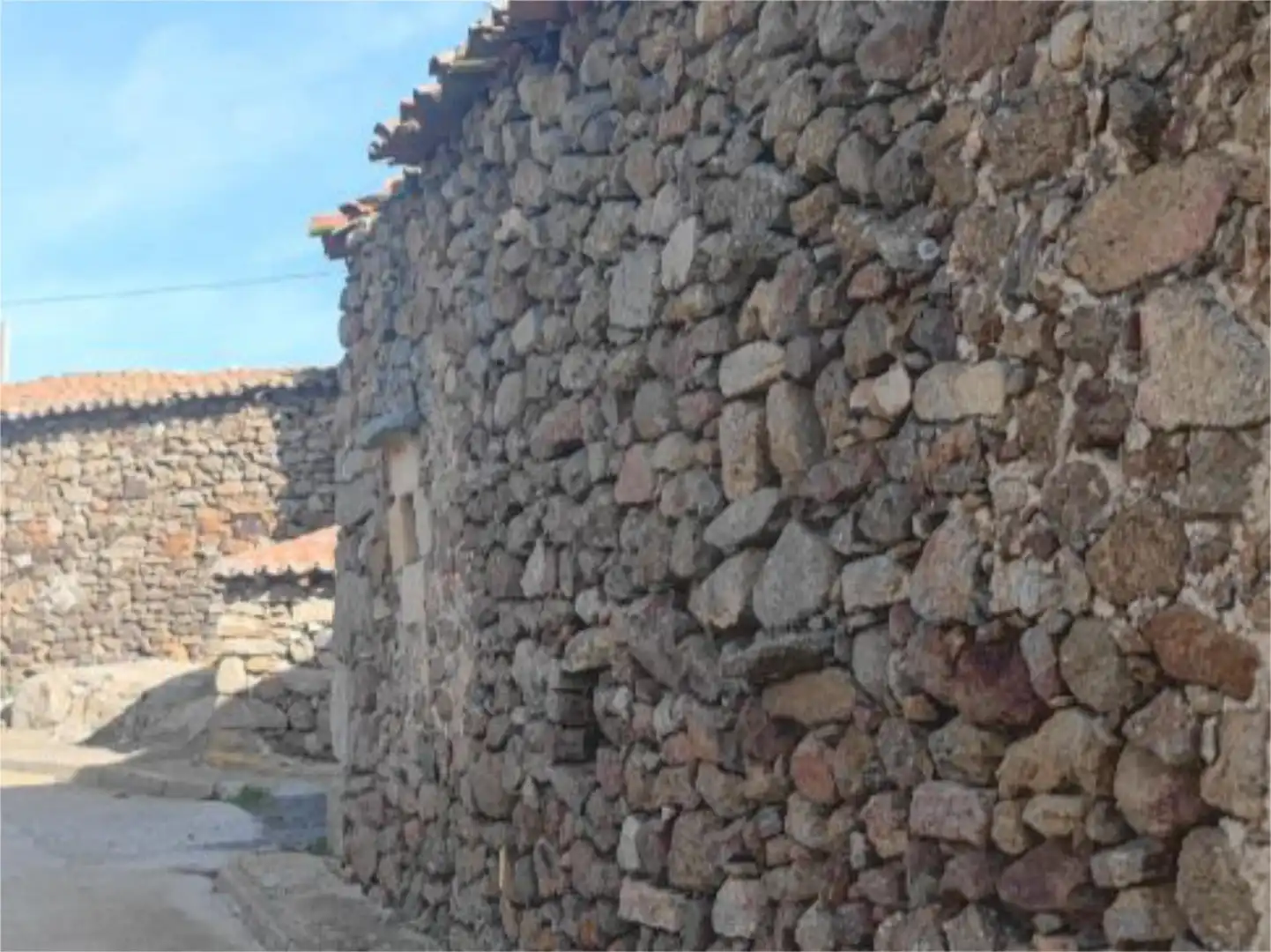 Casa adosada en venta en Calle Barco Navarrega, 7, Santa María de los Caballeros Vista exterior de Casa adosada en venta en Santa María de los Caballeros con Jardín privado
