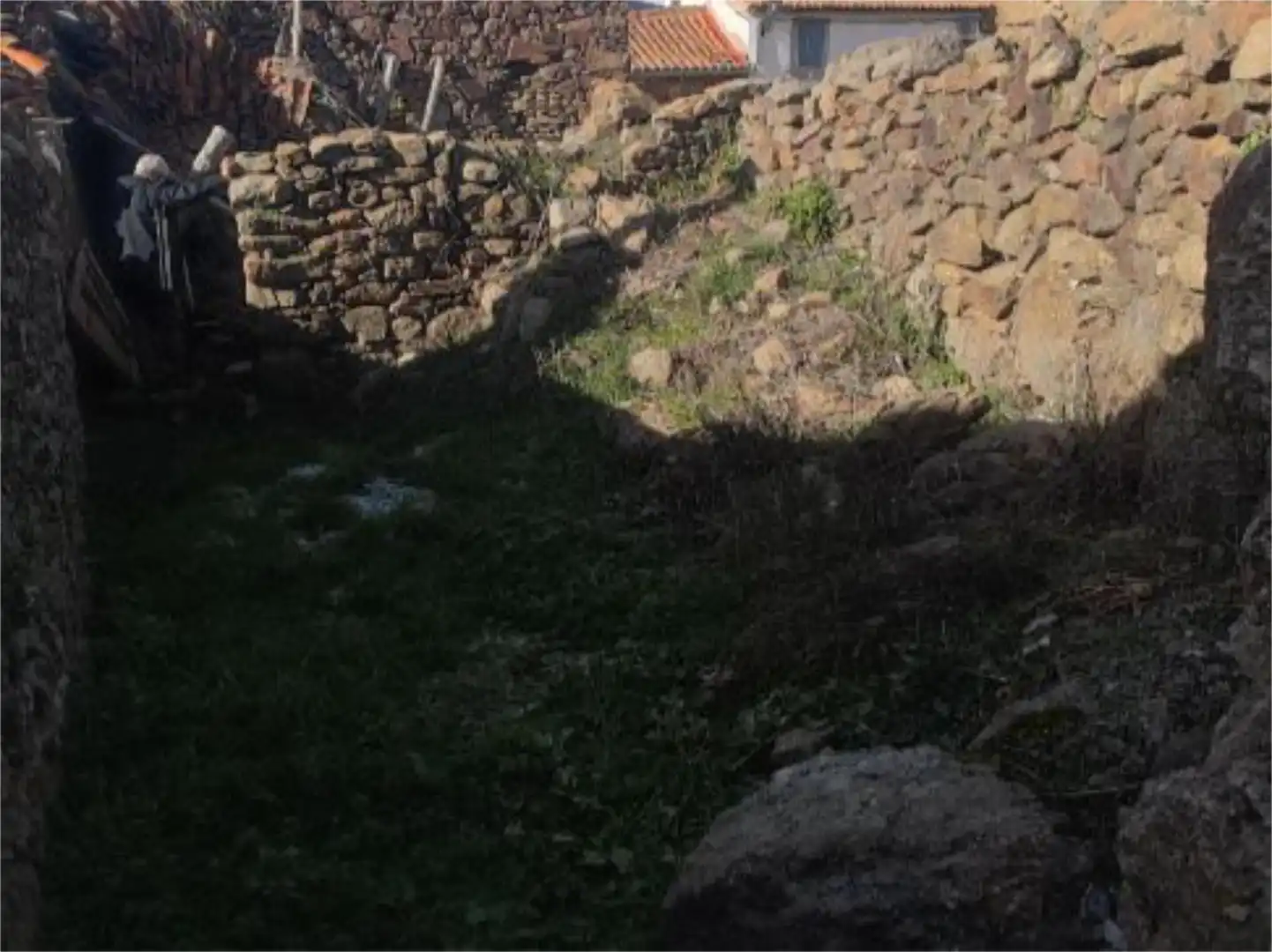 Casa adosada en venta en Calle Barco Navarrega, 7, Santa María de los Caballeros Casa adosada en venta en Santa María de los Caballeros con Jardín privado