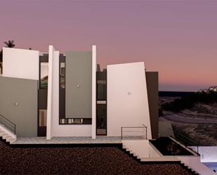 Vista exterior de Casa o xalet en venda en Vélez-Málaga amb Aire condicionat, Terrassa i Piscina